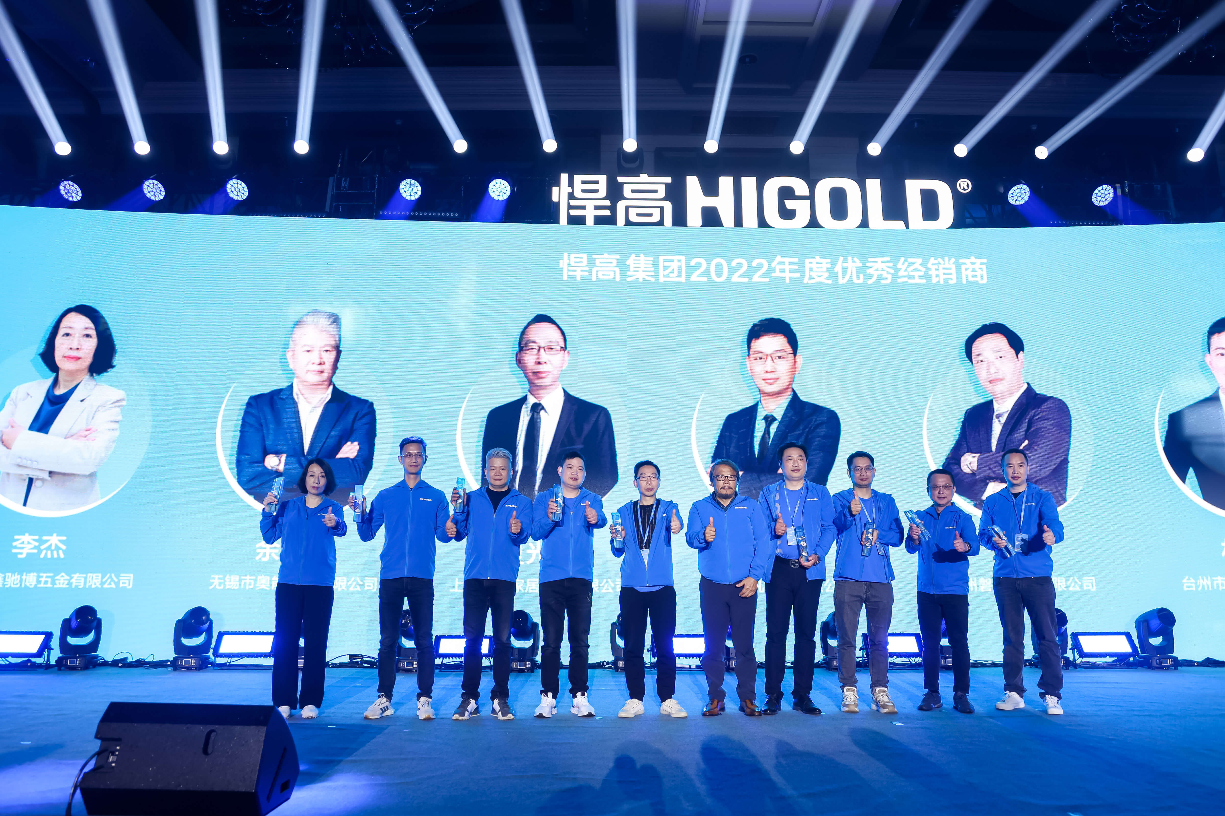 RON_0927.jpg RON_0927.jpg